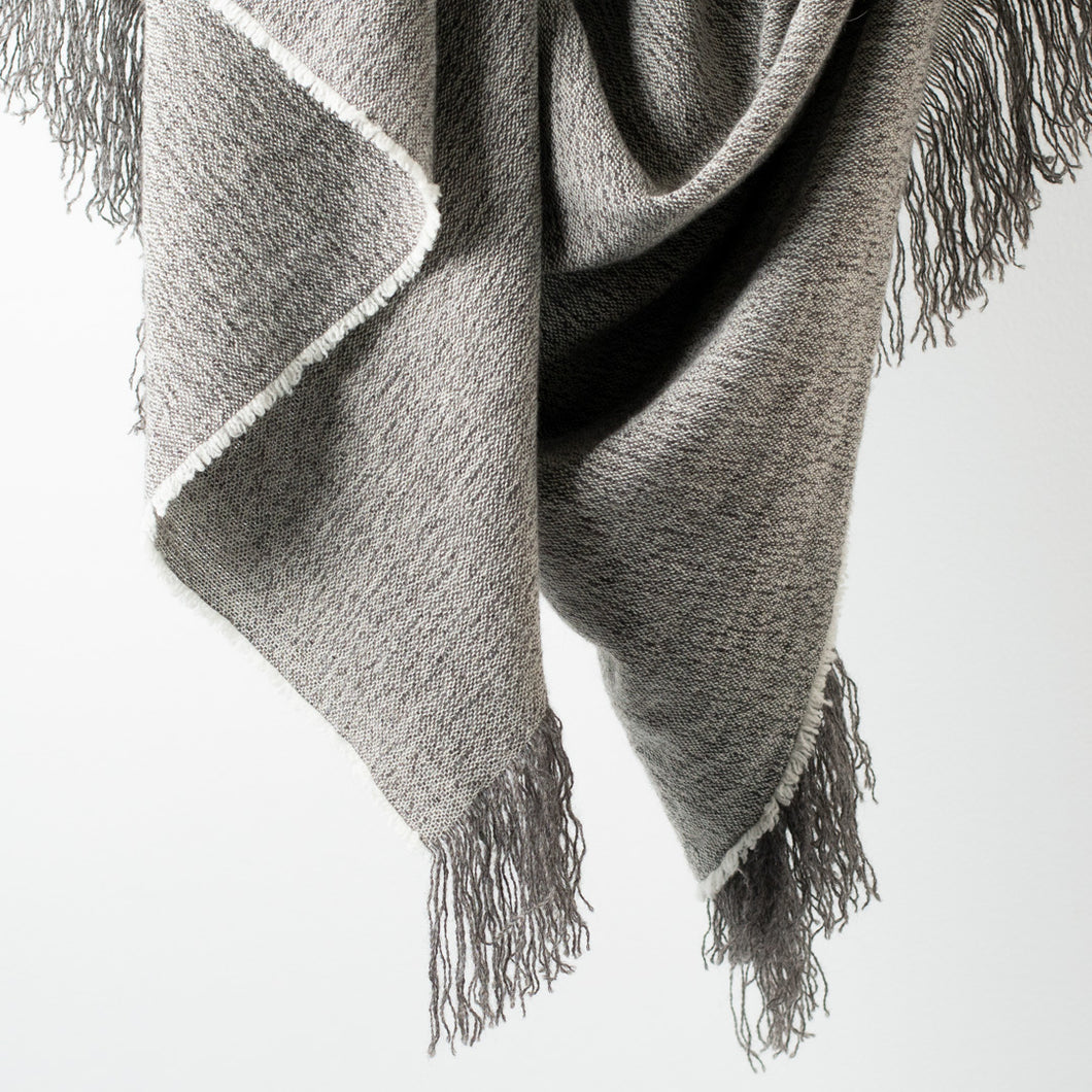 Stansborough Merino Wool Blanket Bedding Detailed Fringe 